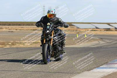 media/Nov-03-2024-TrackDaz (Sun) [[44580f4982]]/B Group/1220pm (Wheelie Bump)/